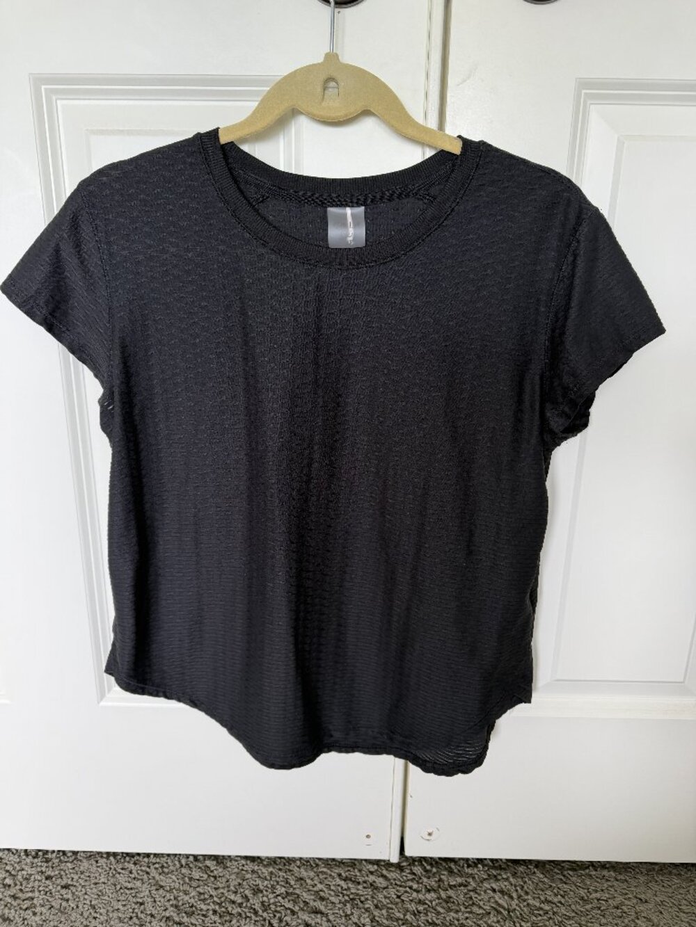 Calia Women's Textured Short Sleeve Athletic T-Shirt Medium Black